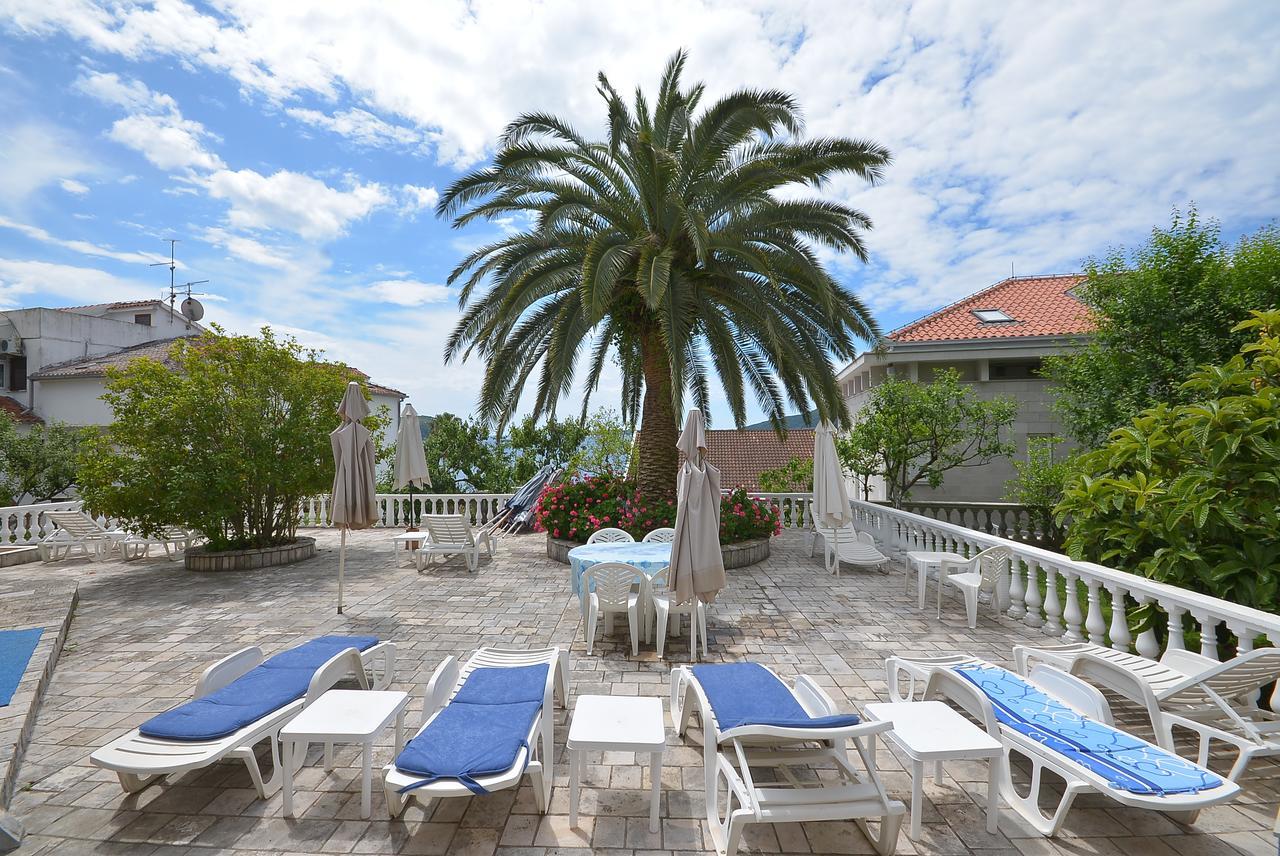 Hotel Vila Margot Херцег Нови Екстериор снимка