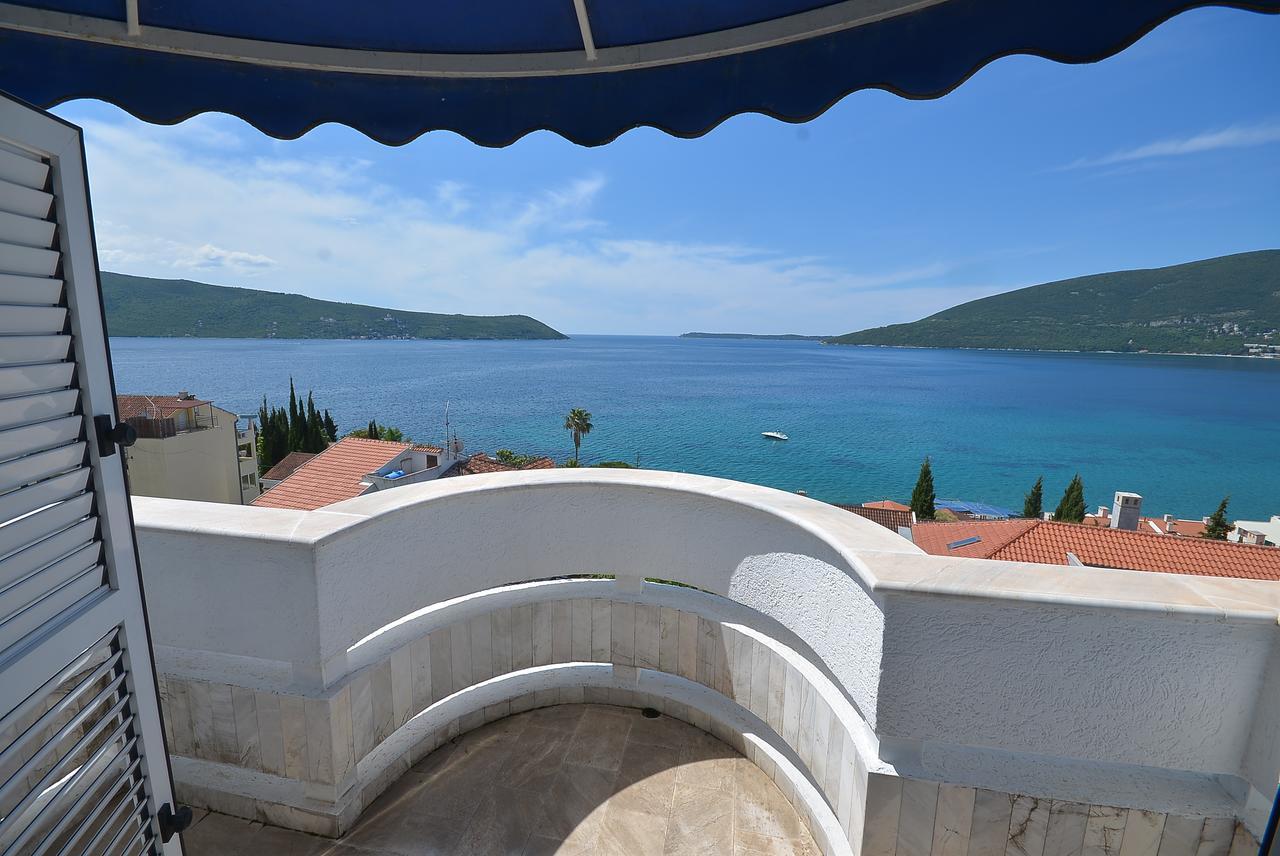 Hotel Vila Margot Херцег Нови Екстериор снимка